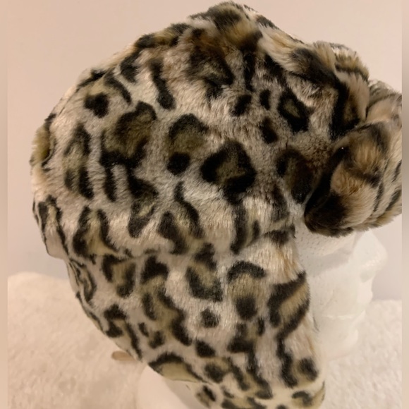 H&M Toddler Leopard Print Hat - Picture 3 of 7